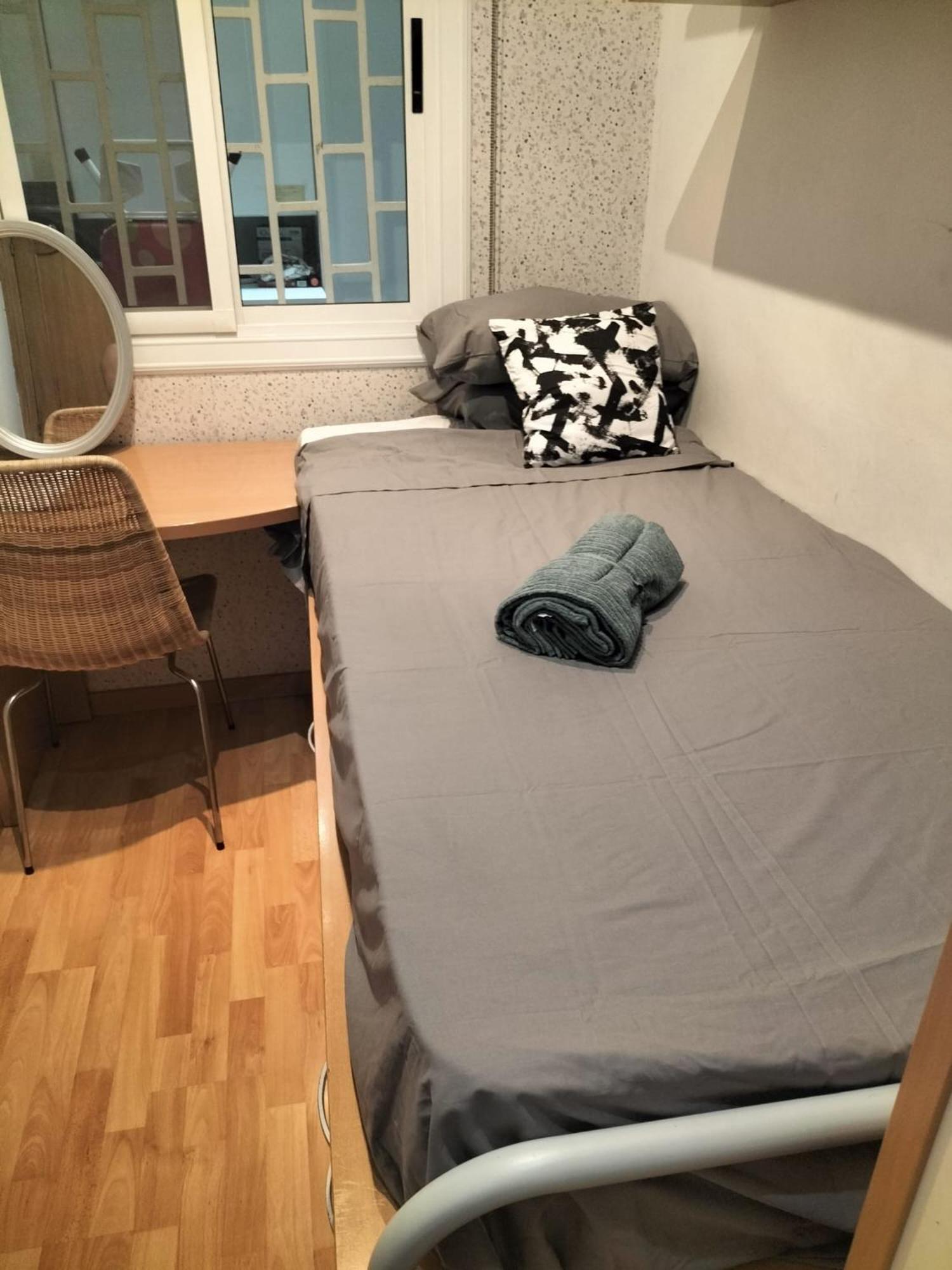 Habitacion En Piso Compartido Cerca Del Camp Nou Оспиталет-де-Льобрегат Экстерьер фото